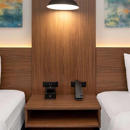 Hotel La Quinta By Wyndham Angleton Zewnętrze zdjęcie