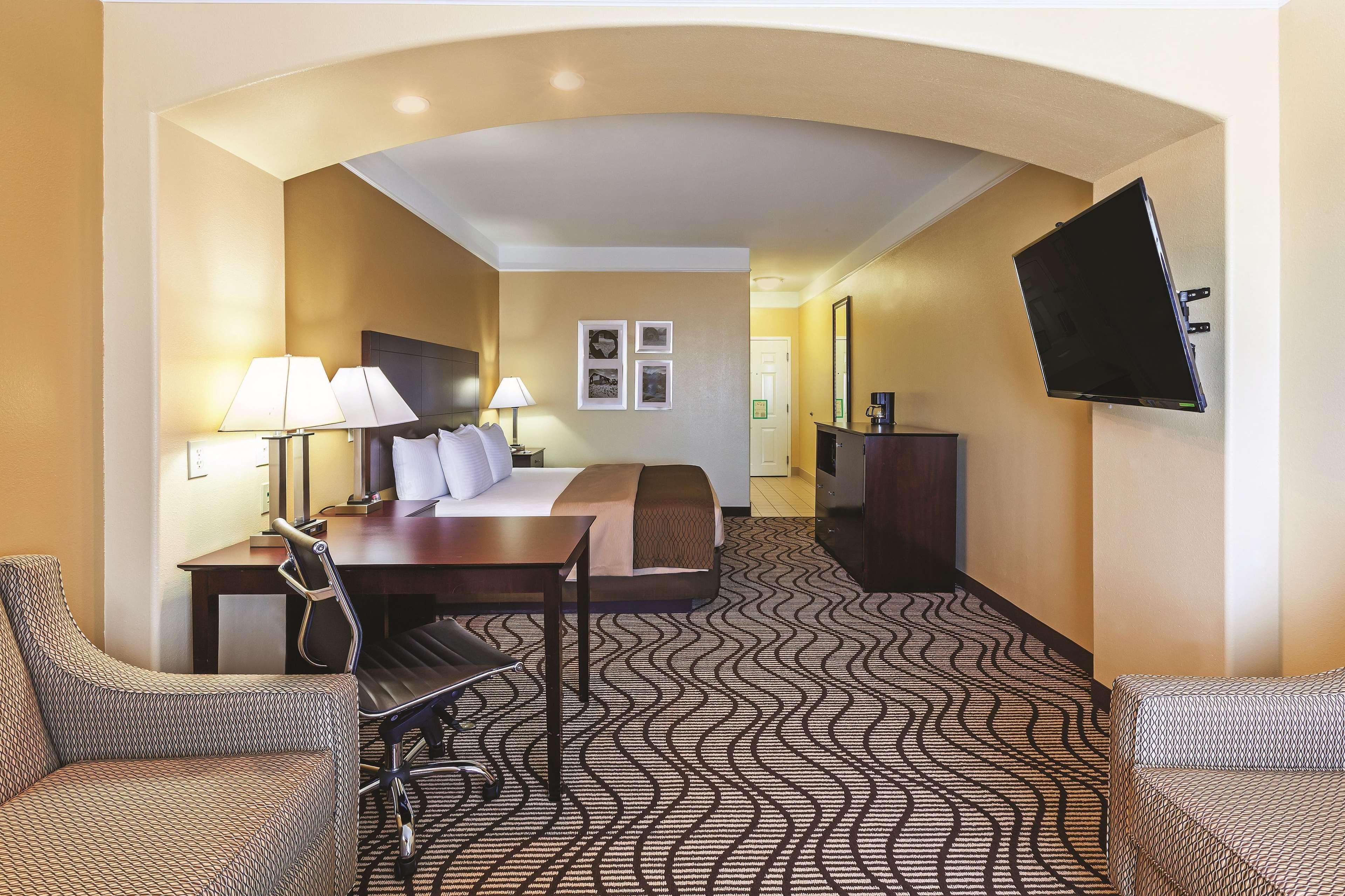 Hotel La Quinta By Wyndham Angleton Zewnętrze zdjęcie