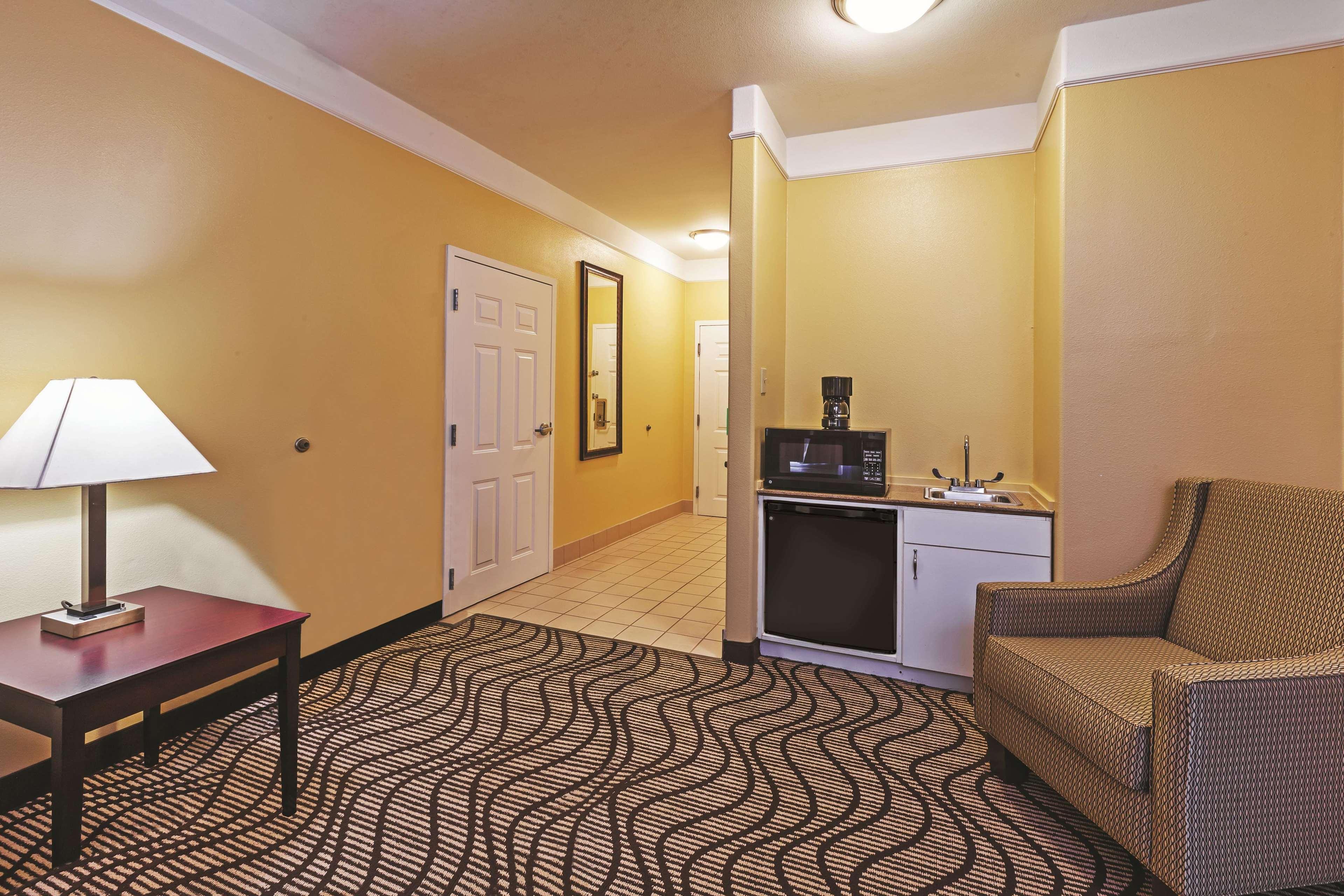 Hotel La Quinta By Wyndham Angleton Zewnętrze zdjęcie