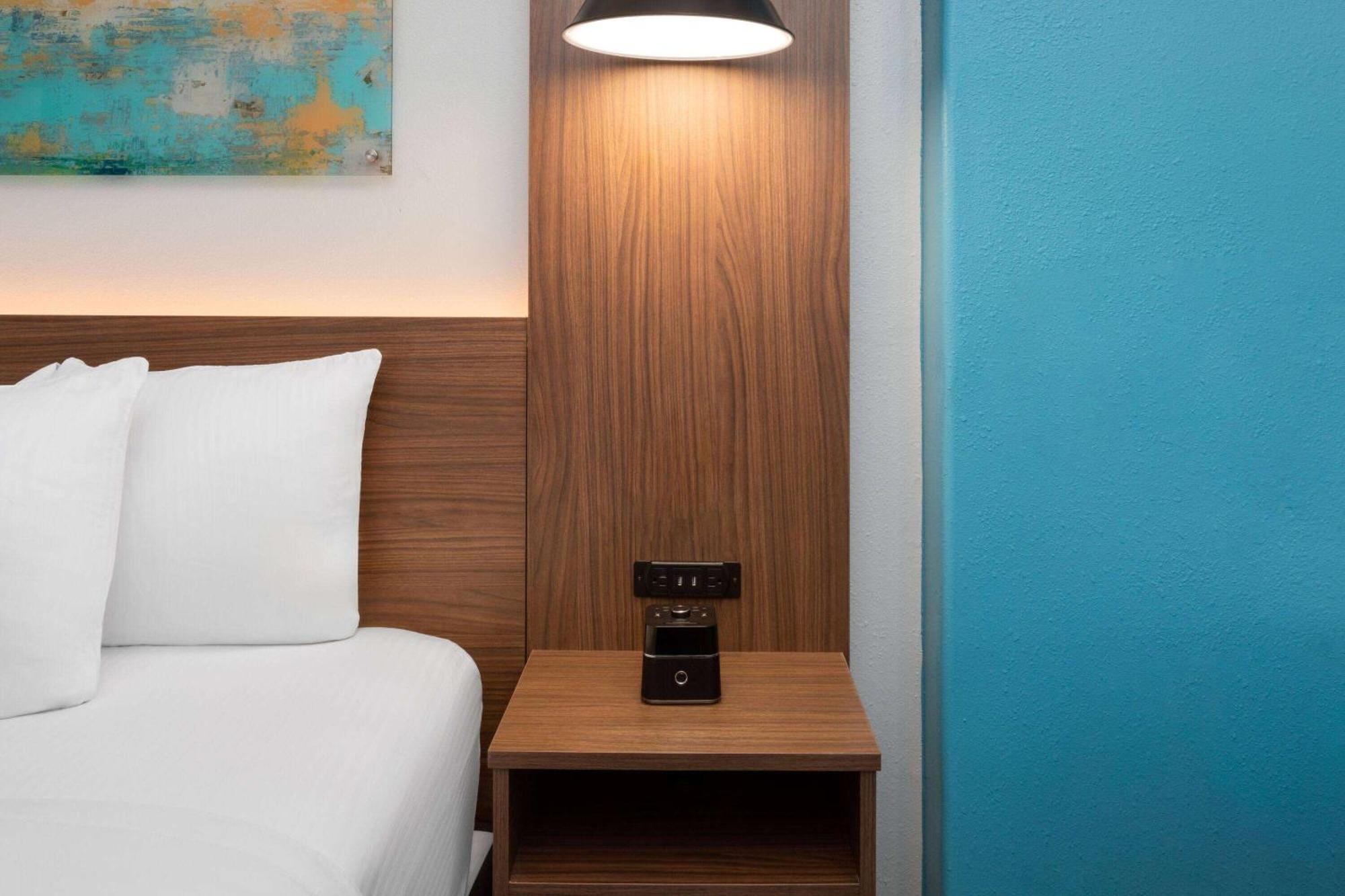Hotel La Quinta By Wyndham Angleton Zewnętrze zdjęcie